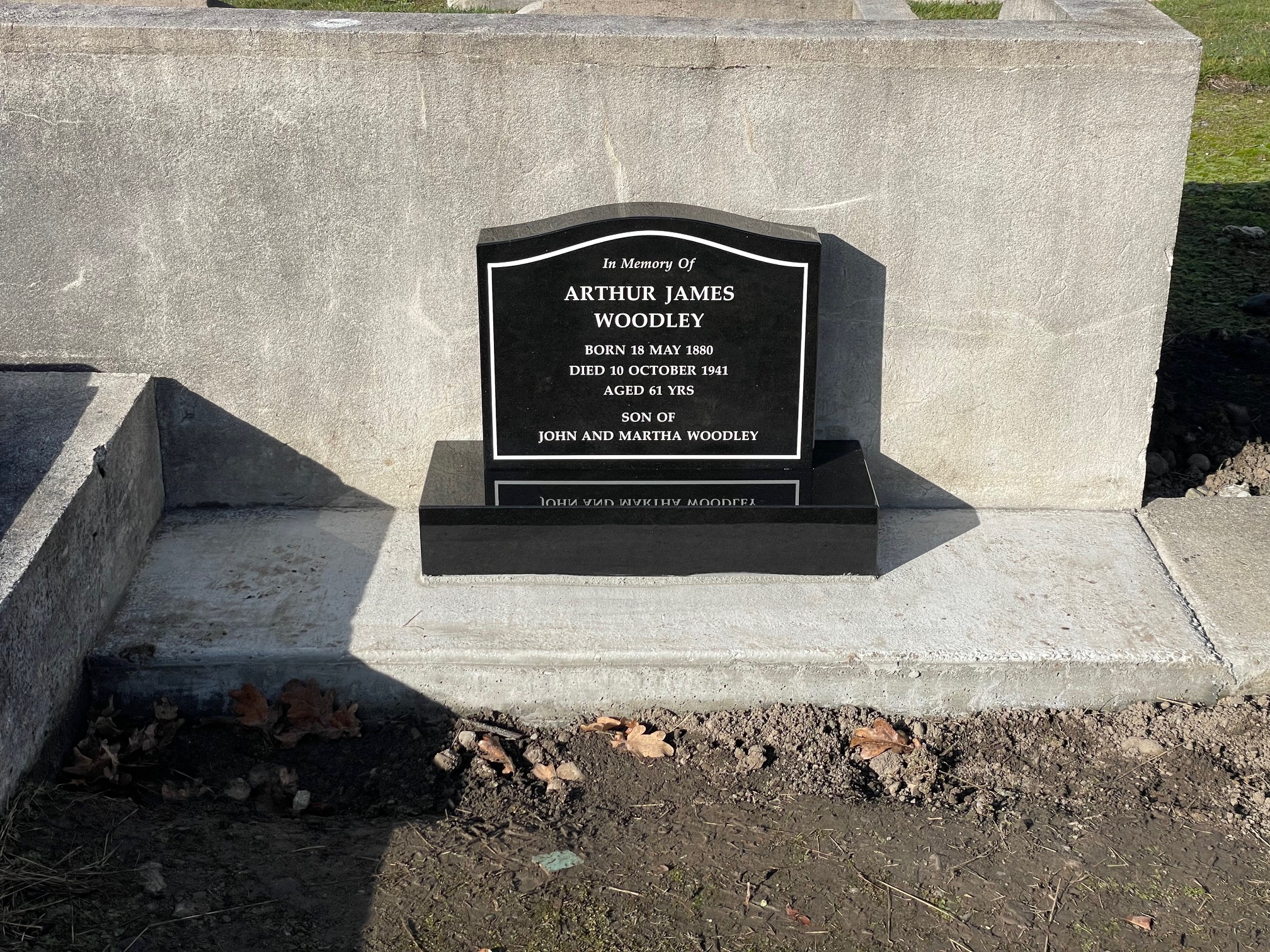 headstone