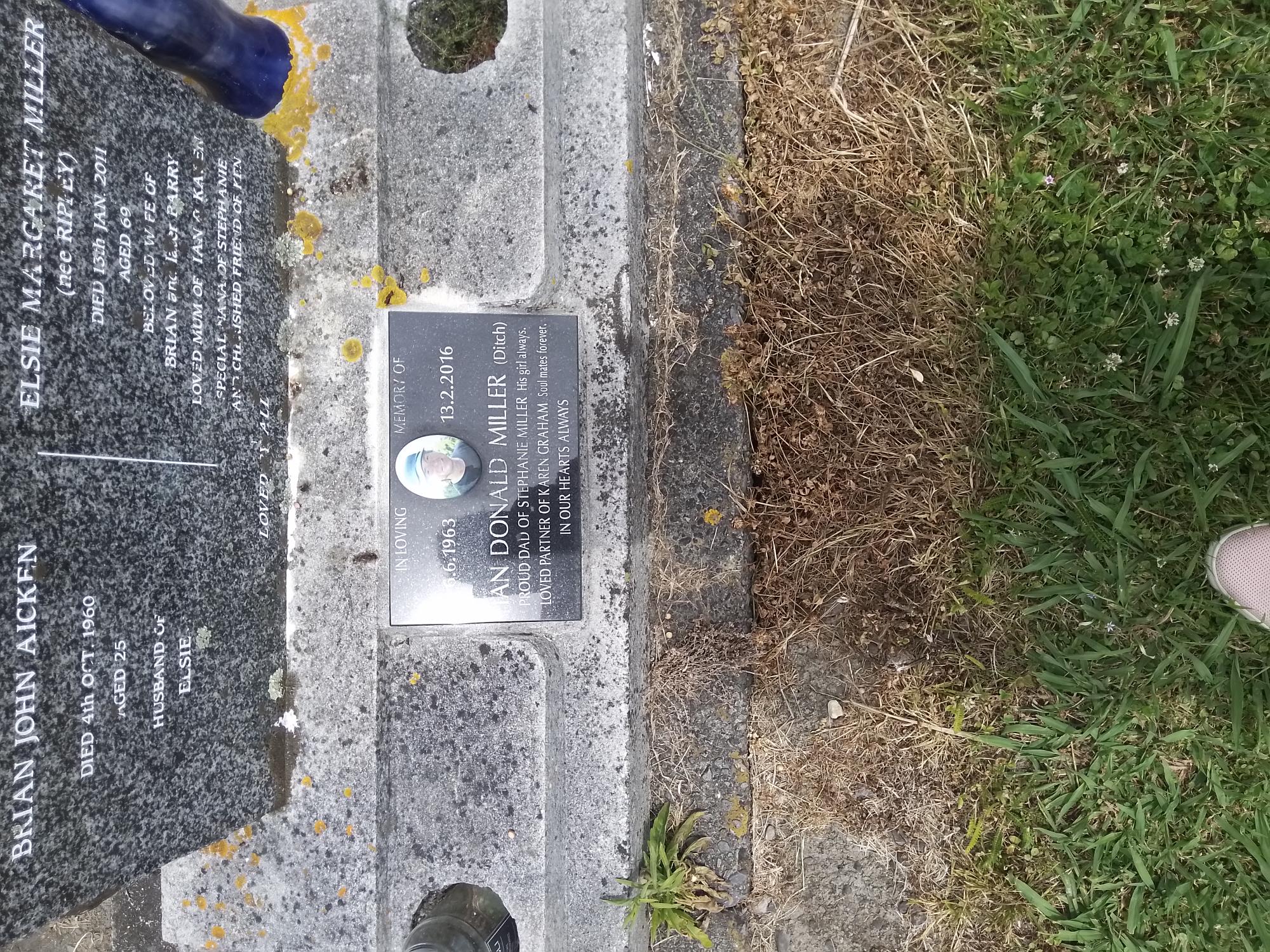 headstone