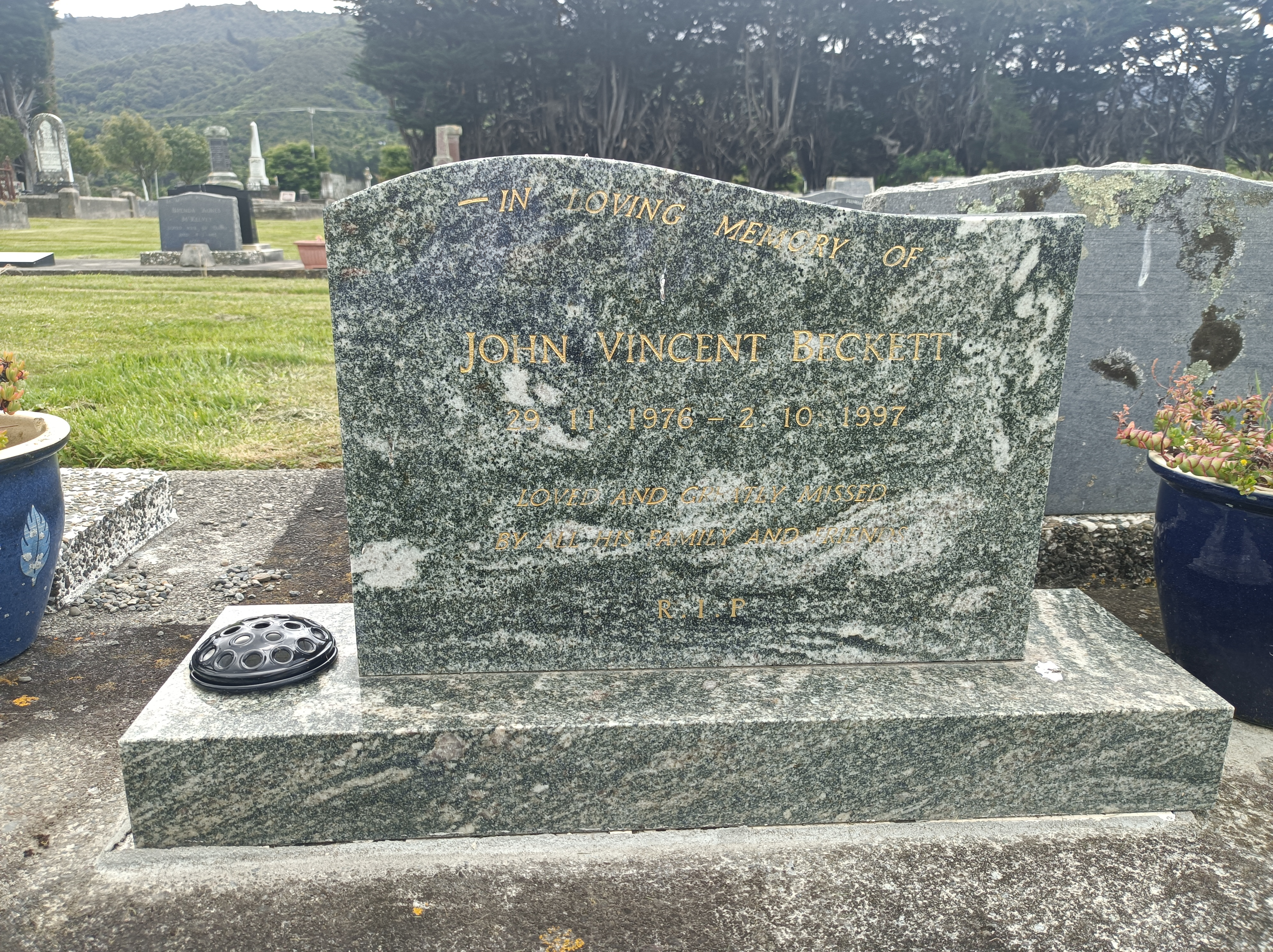 headstone