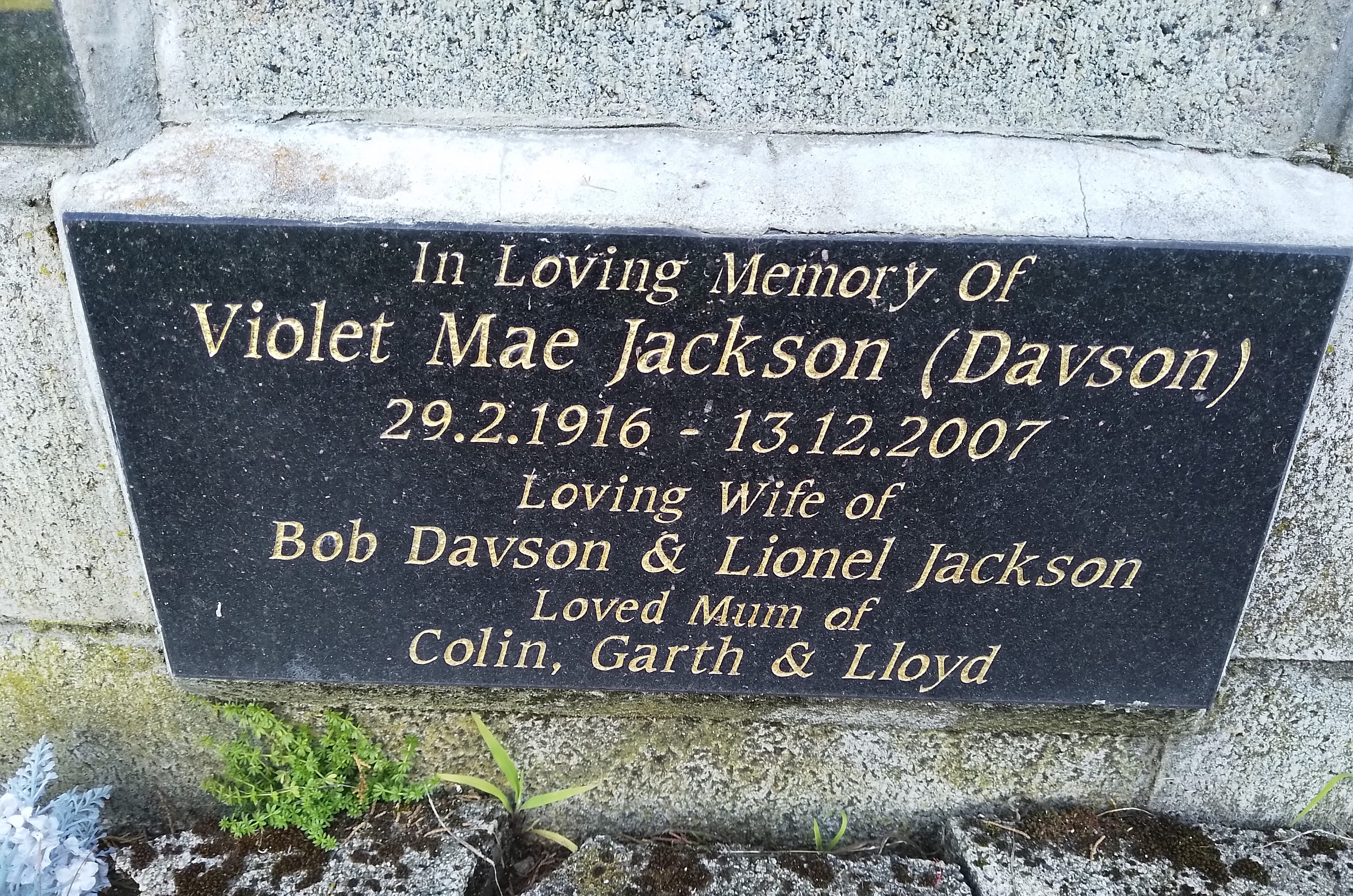 headstone