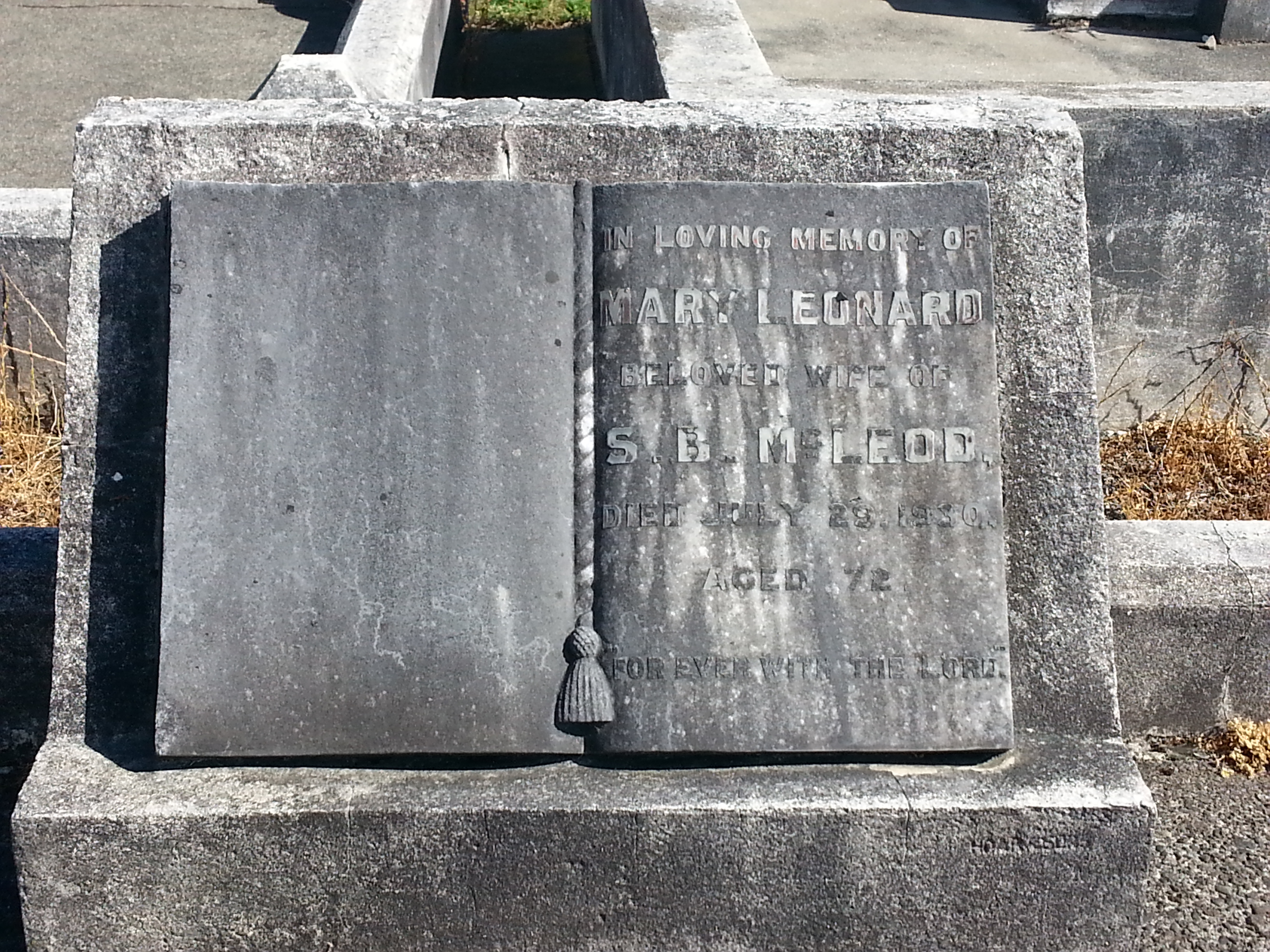 headstone